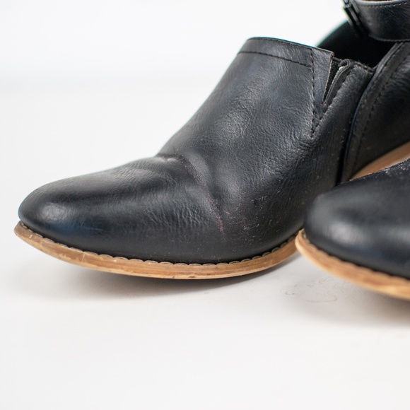 Journee Collection Zhara Bootie Clog Size 9 - Picture 2 of 5